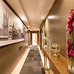 Avenue Suites Hotel