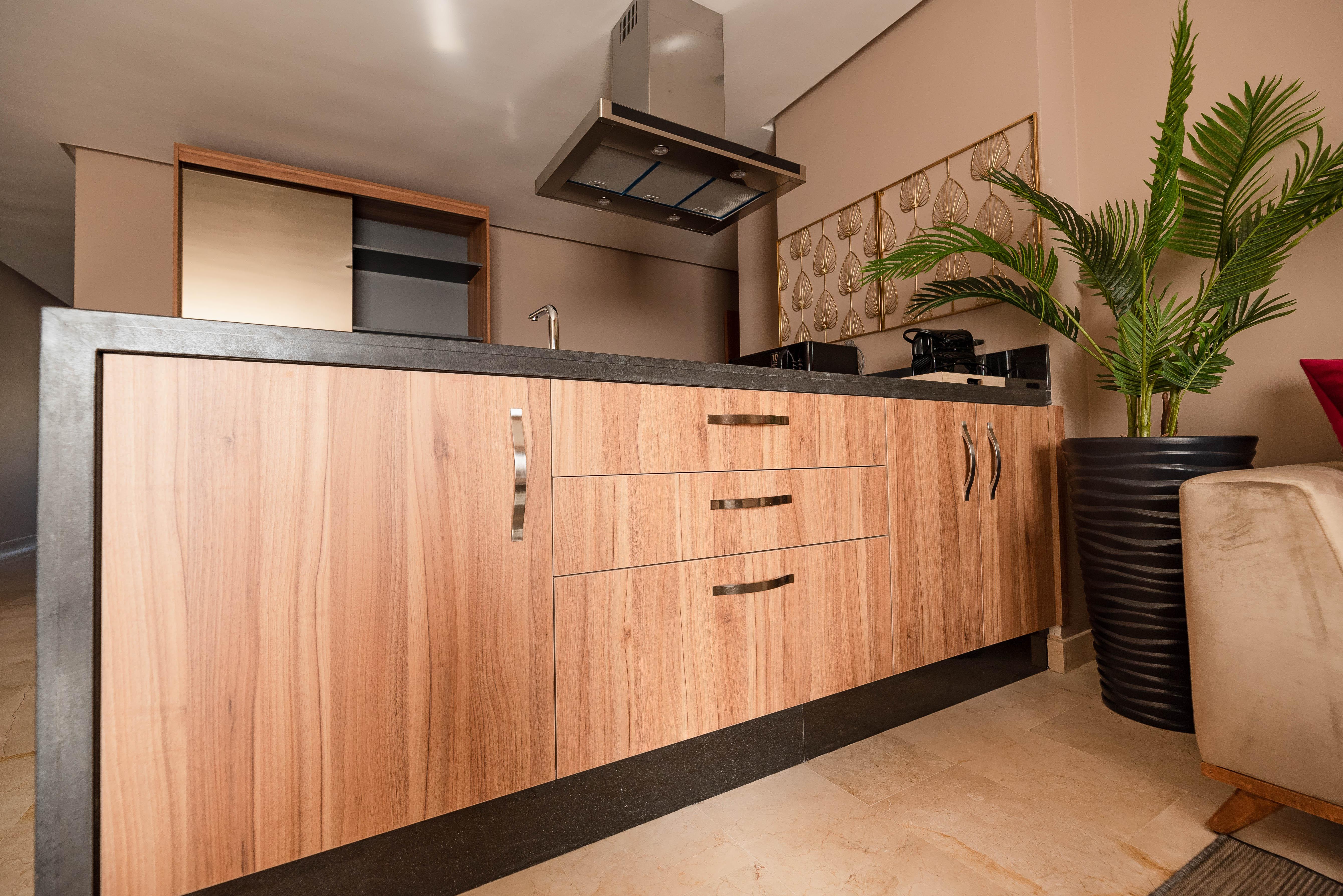 Avenue Hotel 4*