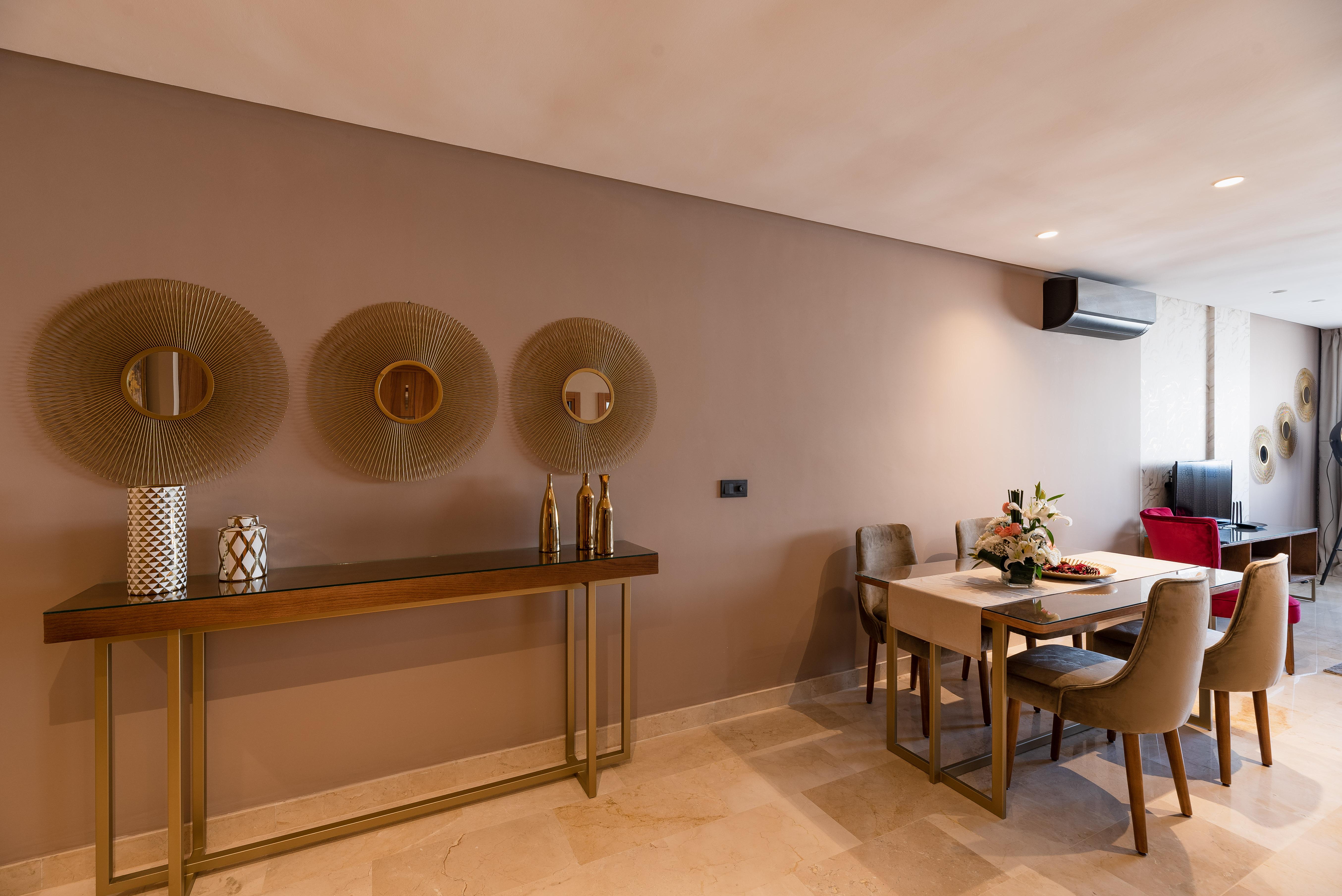 Avenue 4* Casa Blanca